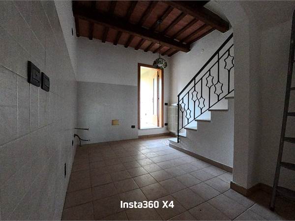 Casa terra-cielo in accosto a Jesi (AN)