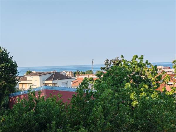 Villa bifamiliare terra cielo  a marina di Montemarciano (AN)